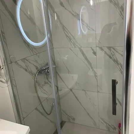 Beauty In Centar * Póla