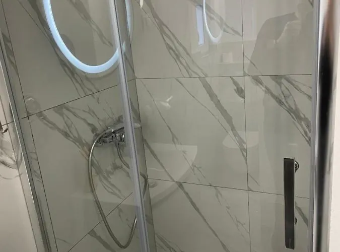 Beauty In Centar * プーラ