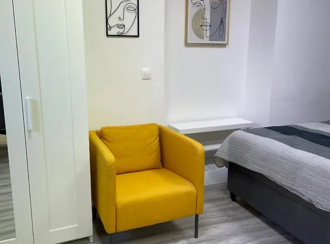 Beauty In Centar * פולה